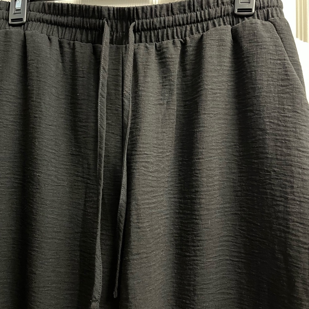 Zenana Women’s Crepe Elastic Banded Textured Black Pants 2x - Picture 5 of 9